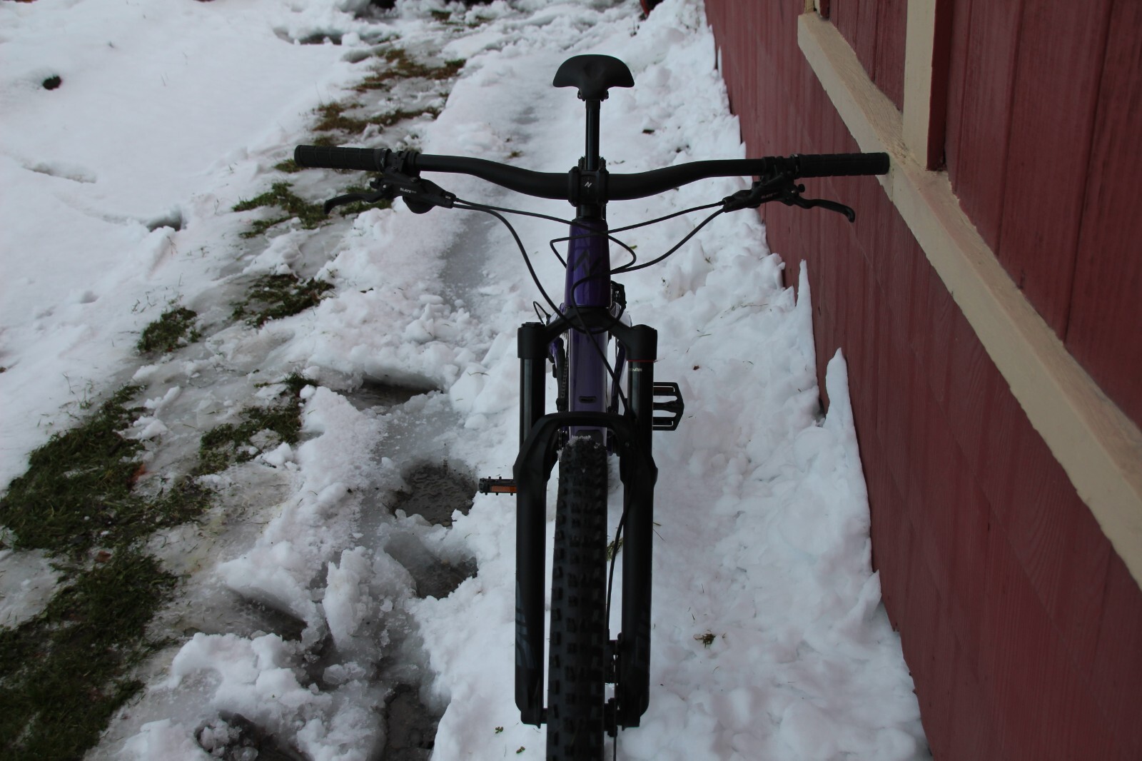 Norco Optic C3 Medium 29 Carbon Fiber Full Suspension Mountain Bike