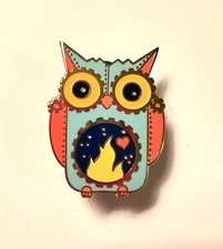 Prendedor Star Maker Glow Owl esmalte duro brilla en la oscuridad Amy Weber