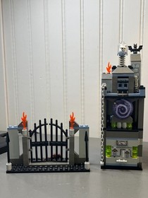 Lego - Studios - Scary Laboratory #1382 (w/Instructions + CD) COMPLETE!