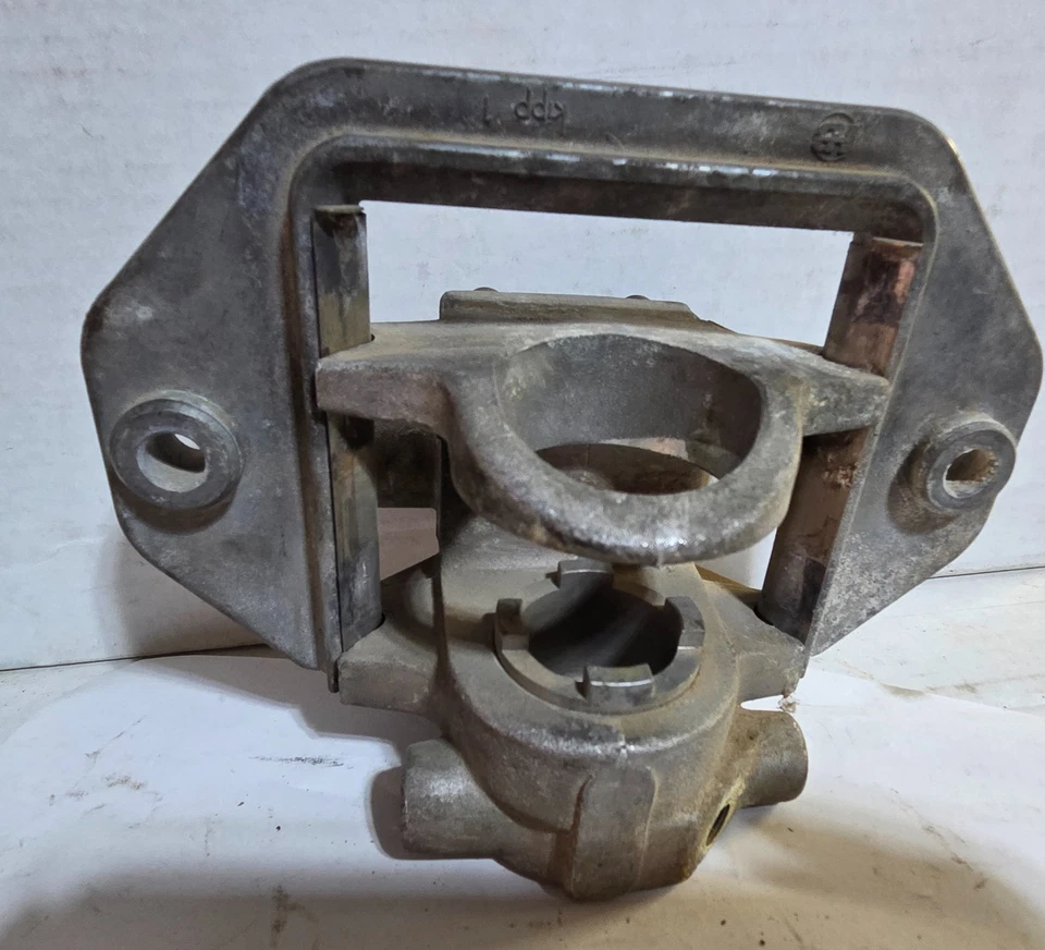 Polaris 98 RMK 600 Brake Caliper /1910346 - Image 3 of 4