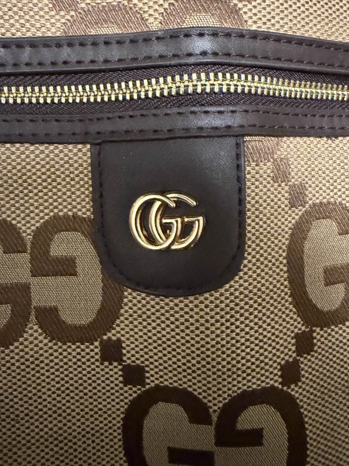 Gucci Duffle Bag - Image 3 of 4