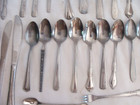 Lot Of 72 Mismatched Stainless Flatware Forks, Knives,Teaspoons,Etc - Crafts — photo 7