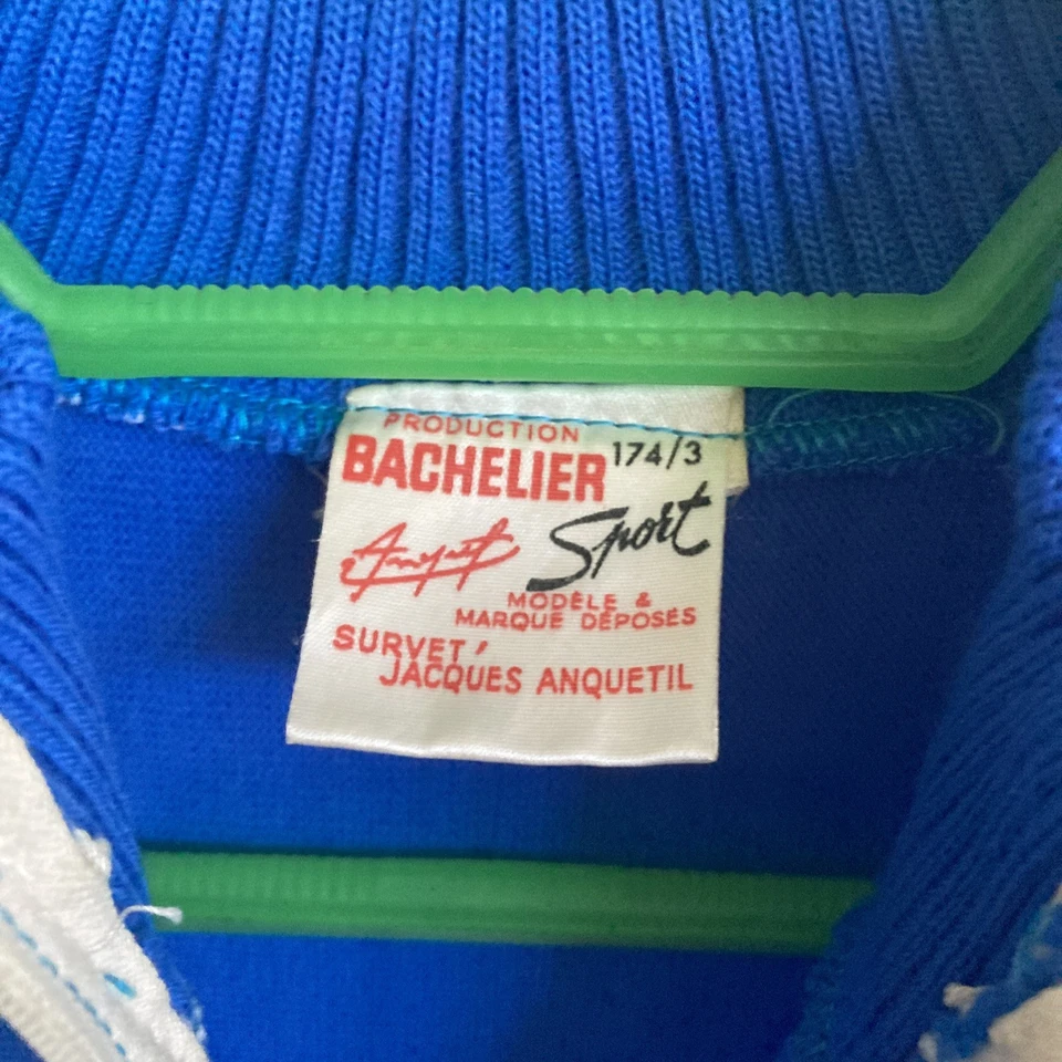 Maillot cycliste JACQUES ANQUETIL Bleu,Blanc,Rouge vieux, stock,neuf Taille 3 - Photo 3/4