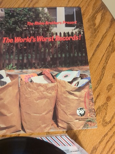 RHINO’S THE WORLD’S WORST RECORDS– 12 INCH VINYL LP ALBUM RNLP-809 W/BARF BAG NM - Picture 3 of 11