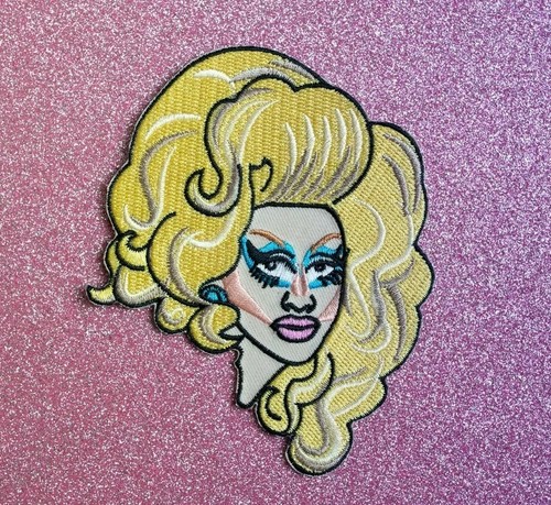 RuPaul's Drag Race Stars Trixie Mattel And Kim Chi Launch BFF4EVR - Foto 6