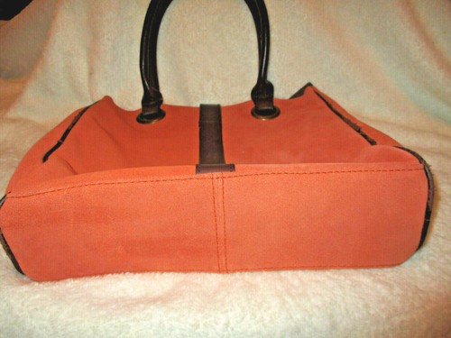 Bath & Body Works~Cartera~Color Naranja Quemado~100% Cuero Genuino~Usado - Imagen 3 de 11