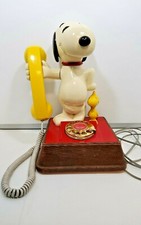 VINTAGE SNOOPY  WOODSTOCK ROTARY PHONE
