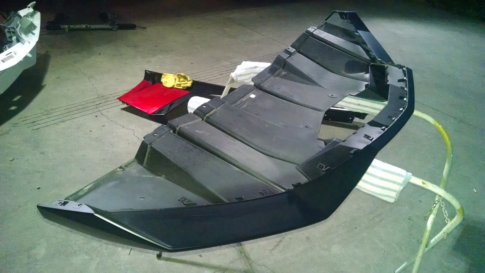 LAMBORGHINI AVENTADOR REAR BUMPER DIFFUSER OEM 470807539B