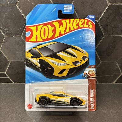 HOT WHEELS 2025 LAMBORGHINI HURACAN STERRATO YELLOW 41/250 JBB86 SAFARI MODE