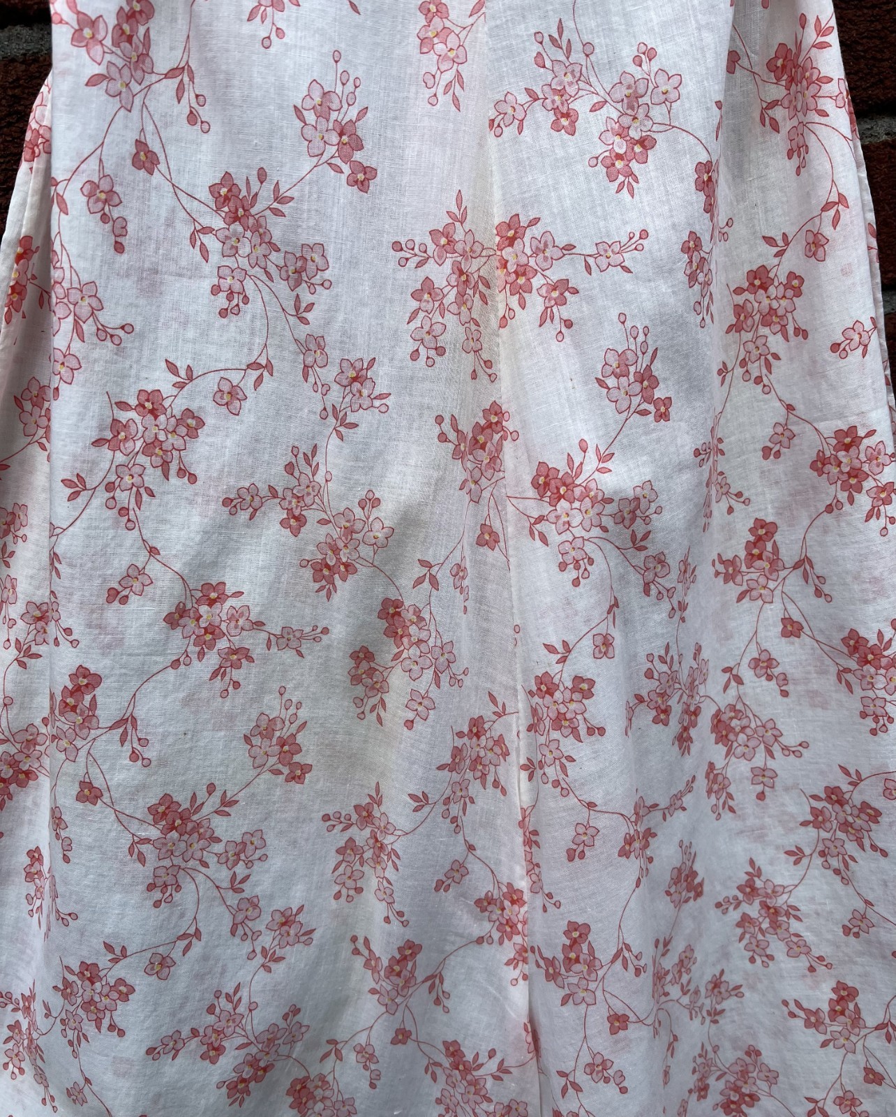 RARE 1930's WHITE COTTON PINK FLORAL PRINT BEACH … - image 7