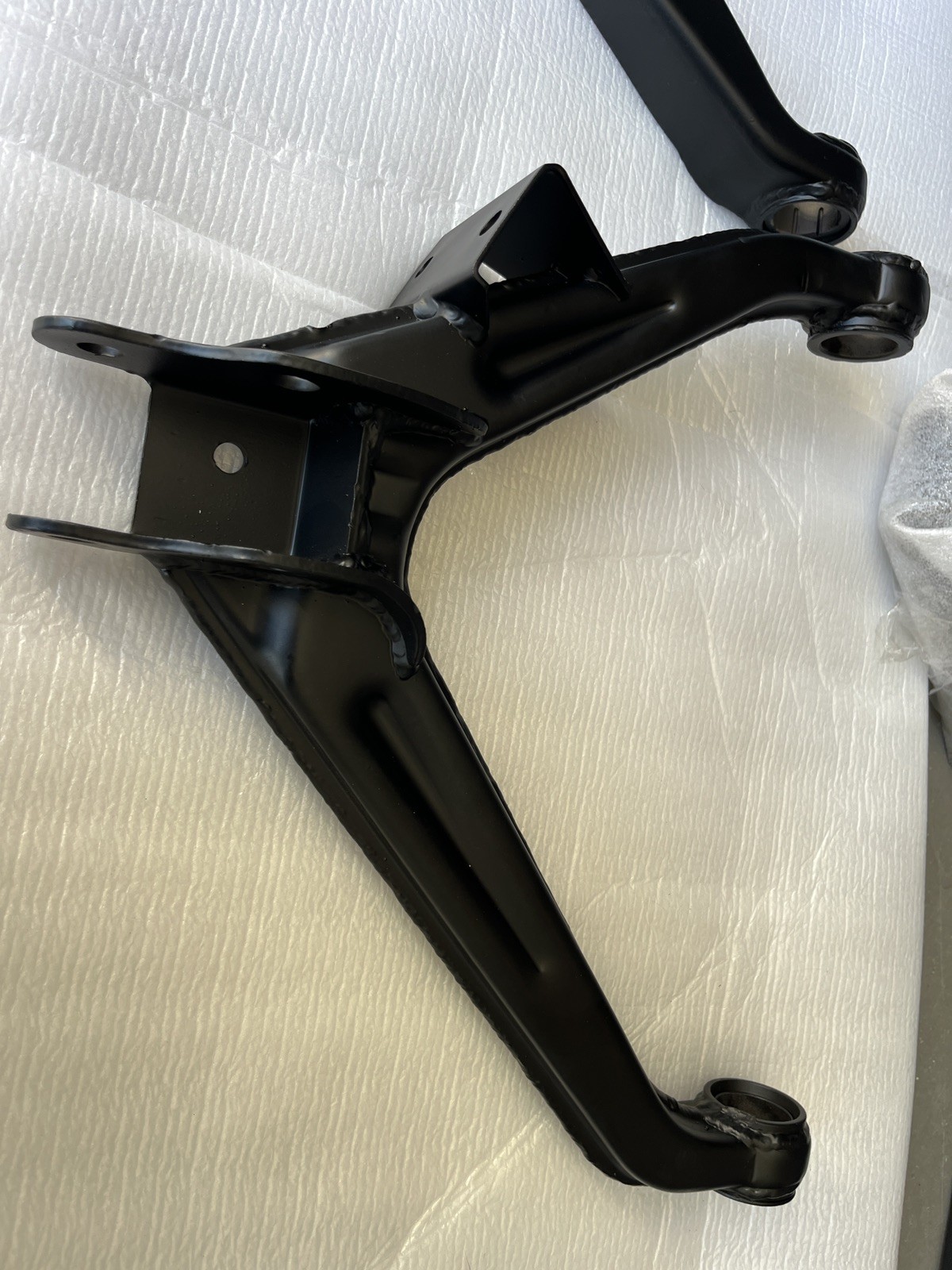 Lamborghini Espada RIGHT+UPPER Control arm P/N 5107590