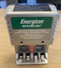 ENERGIZER CHM4AA ACCU Rechargeable Batteries Battery Charger AA/ AAA /9V C5.1