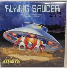 Atlantis Flying Saucer 1:72 Scale Model Kit A256 Brand New …Factory Sealed