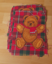 Baumwollstoff , rot kariert mit Teddybären ,   26 Scraps , Hobbyaufgabe