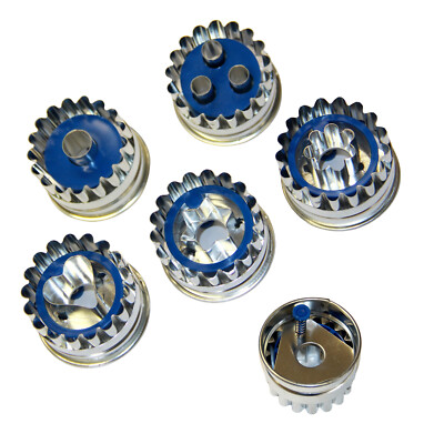 Linzer Ausstecher-Set 5-tlg. von Kaiser mit Auswerferknopf | Weihnachten 5 cm