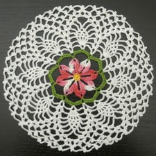 22cm, 8.7 inch, Red Variegated White Green, Christmas, Hand Crocheted Doily, 398