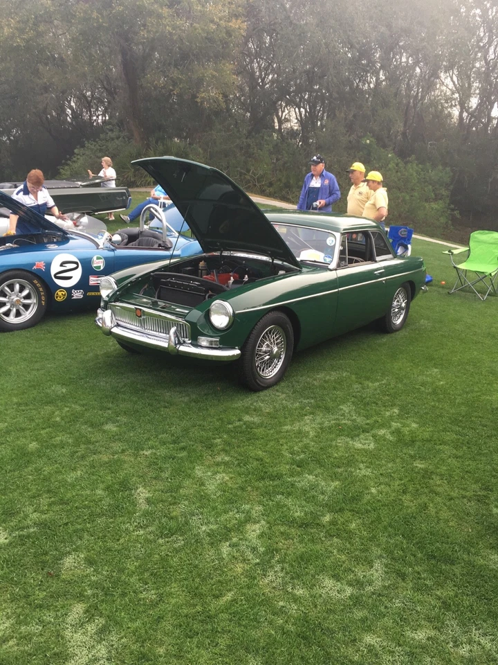 One Owner 1965 MGB Roadster com capota rígida de fábrica #64440. Pôsteres 3x. 60 anos - Imagem 2 de 3