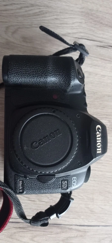 Canon EOS 5D Mark II, foto 2 di 5