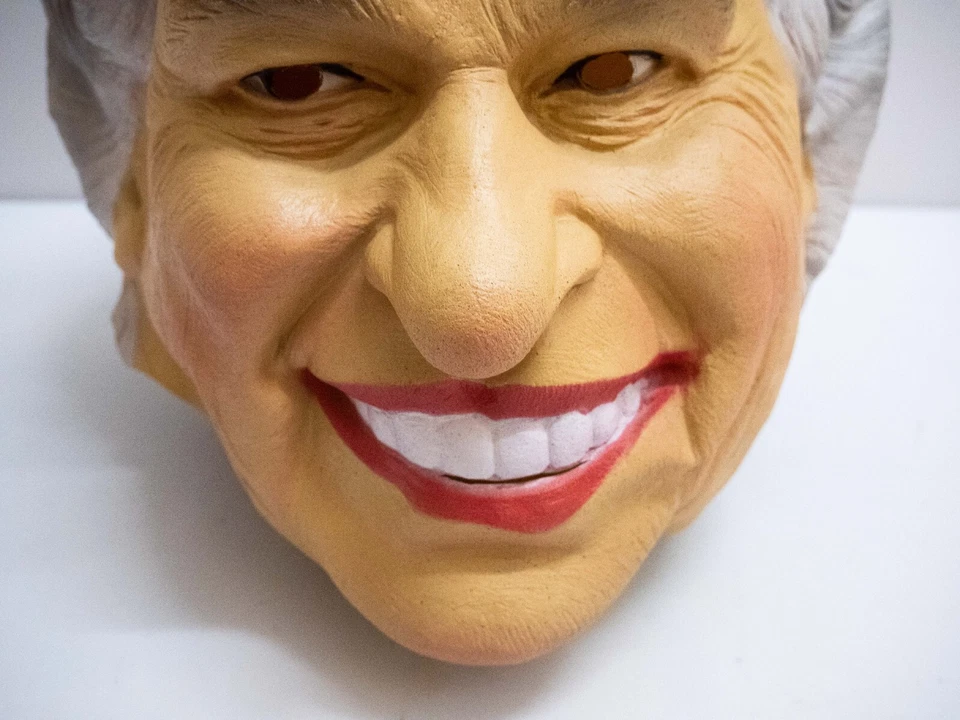 Vintage César Queen Elizabeth II Maske Fasching Elisabeth Königin 1994 Cesar - Bild 4 von 4