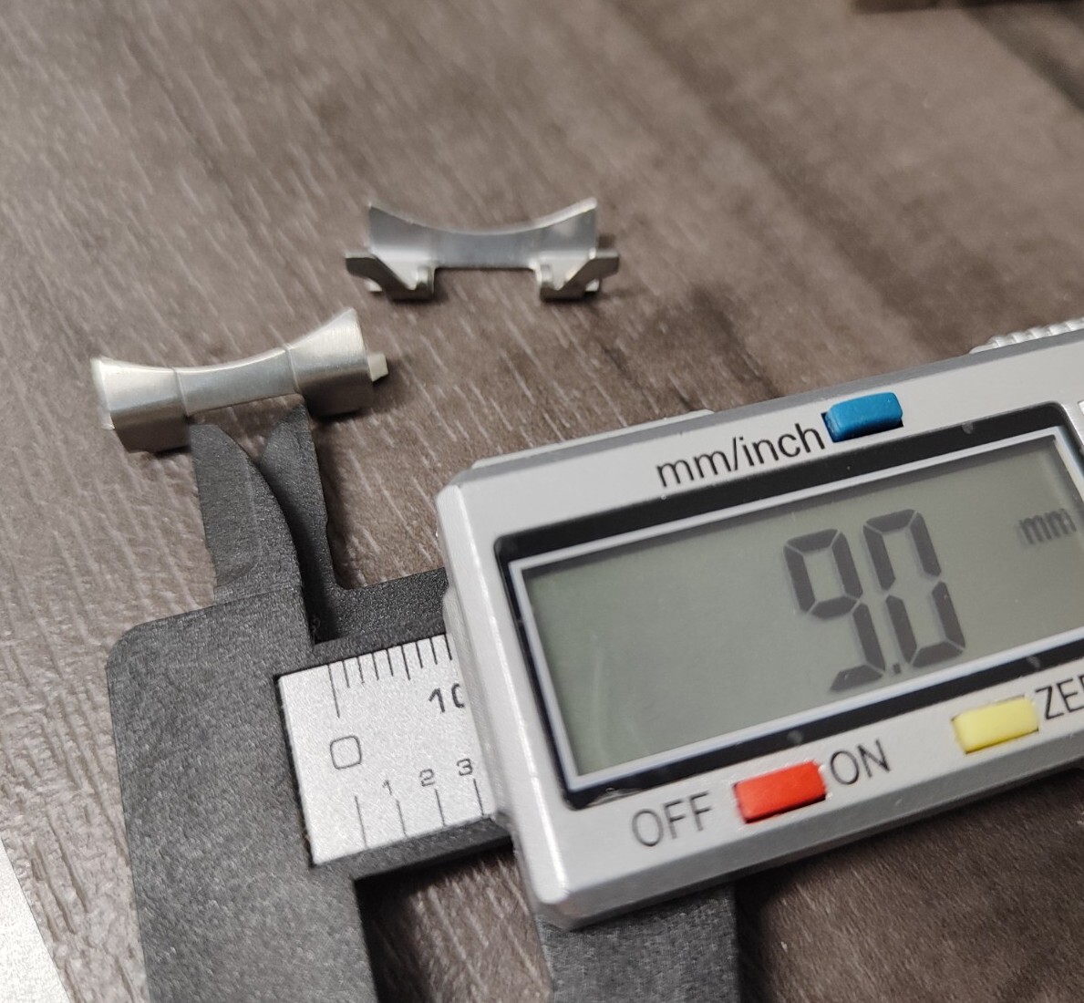 20mm Curved End Links For oyster Bracelet Watch Strap Fits seiko 5