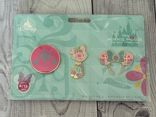 Minnie Mouse The Main Attraction 4/12 It's A Small World Pin Set NUEVO