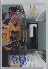 2016 SPx Stars and Legends Black Premium Material /5 Ray Bourque #4 Auto HOF 7o1
