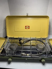 PRIMUS PORTA-CHEF GREEN Yellow 2 BURNER PROPANE Camp Stove hiking Outdoor CLEAN!