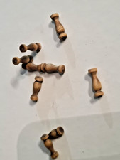 10 Säulen H: 8mm Holz ( Nußbaum) gedrechselt  Fa. Mantua Krick