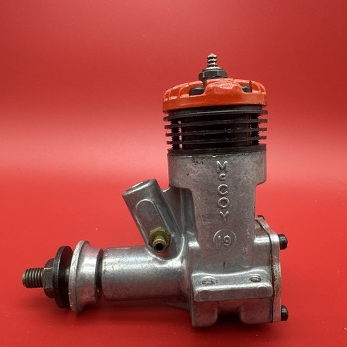 Real McCoy Tether Car .19 RED HEAD Bump Lug Gas/Nitro Engine
