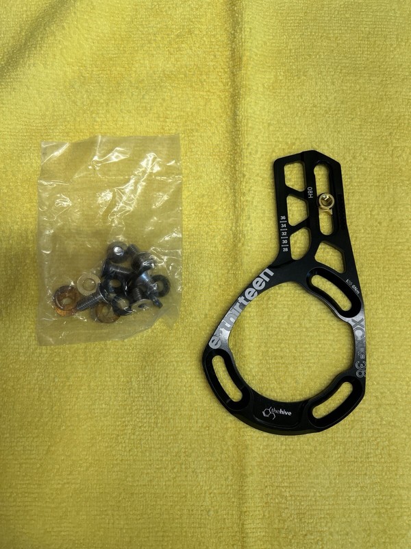 E*thirteen Xcx + 36 chain guide backing plate