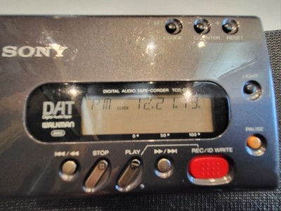 SONY TCD-D7 WORKING DAT RECORDER RECENTLY SERVICED BATTERY CASE ADAPTED FREE SHI