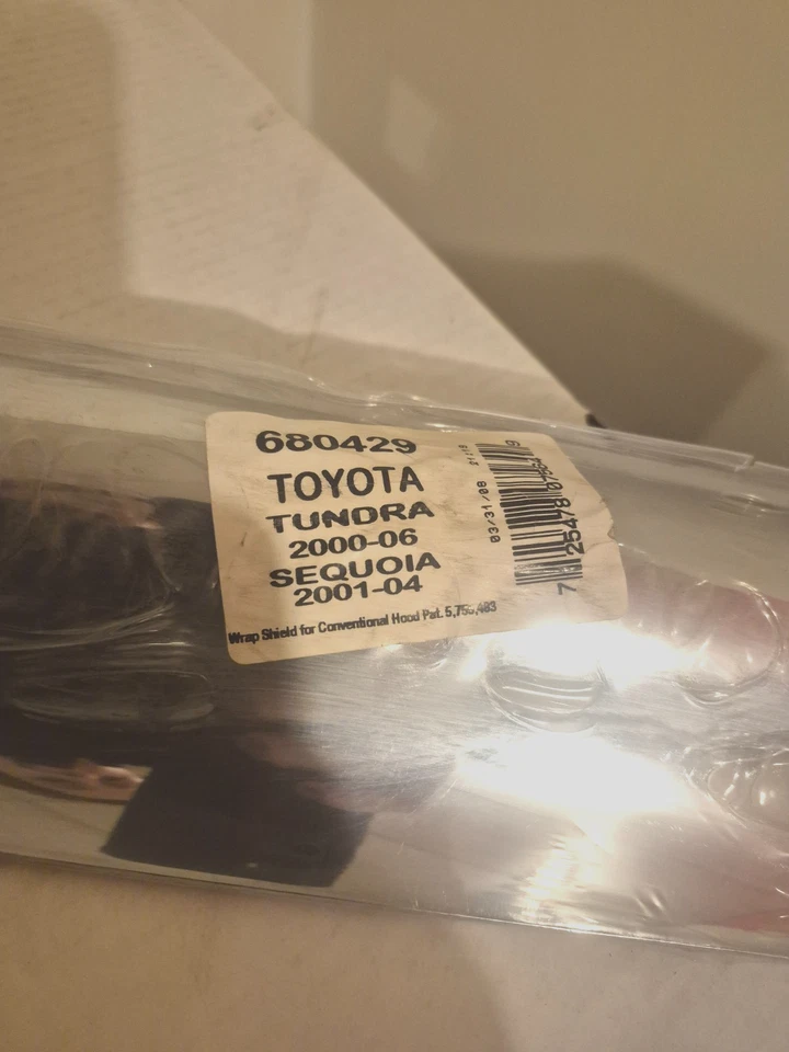 Toyota Sequoia/Tundra AVS 2000-2006 deflector de errores - cromo - 680429 Foto 3 de 4