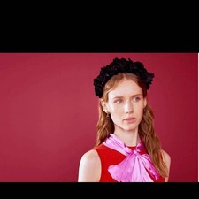 USED GUCCI RIBBON DRESS IN RED AND PINK. SLEEVELESS. GOOD