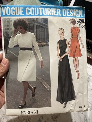 VOGUE 2675 FABIANI SIZE 10 BUST 32.5  COUTURIER DESIGN UNCUT VTG PATTERN 1970s