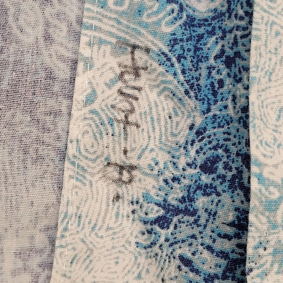 Vintage 1999 NHL Hawaiian Button Shirt XL 25x30 Baggy - Image 2 of 4