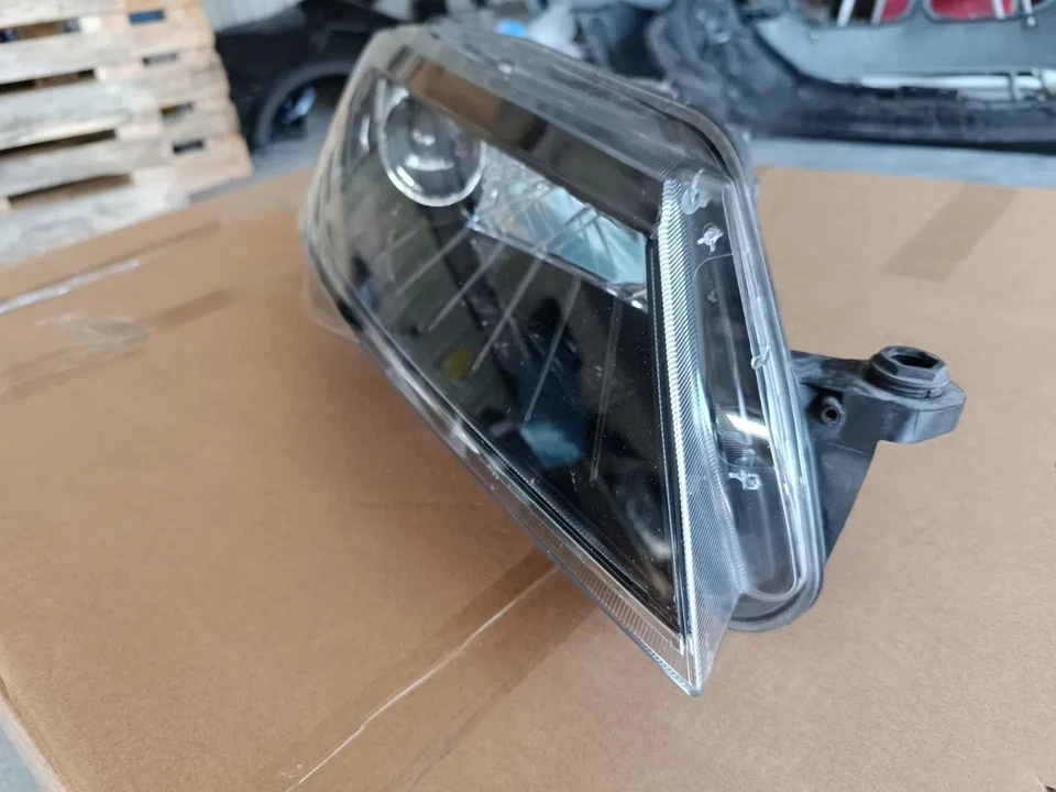 Frontscheinwerfer Skoda Superb III 3V1941016B Xenon Rechts Headlight - Bild 2 von 4