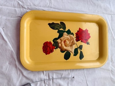 RECTANGLE METAL SERVING TRAYS SET OF 4 RED YELLOW ROSES 
