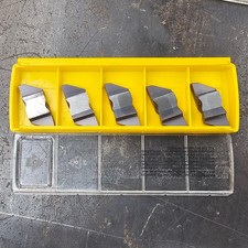 Qty 5 Kennametal NG4189R NG 4189R 4109776 KCU25 Grade Carbide Grooving Inserts