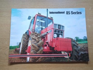 PRE USED INTERNATIONAL 85 SERIES TRACTORS SUPERB ORIGINAL COLLECTORS BROCHURE VG
