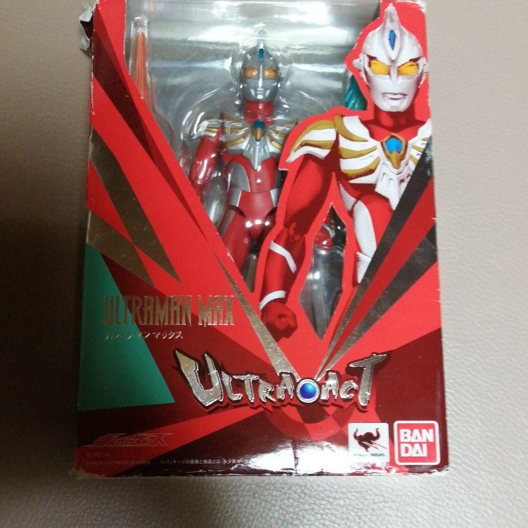 ULTRA-ACT Ultraman Max PVC Action Figure Bandai Japan Import Toy
