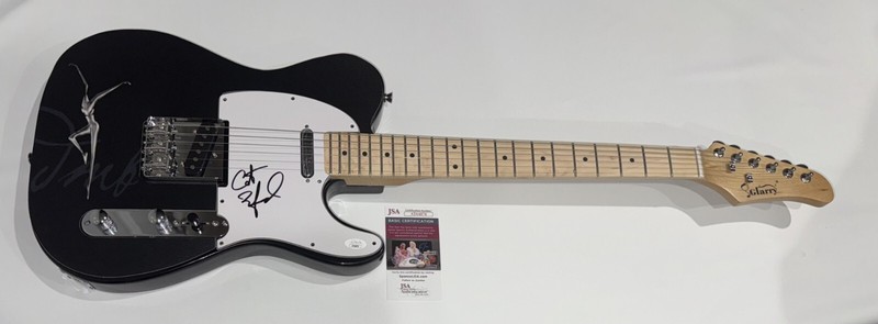 CARTER BEAUFORD SIGNED CUSTOM STAND ELECTRIC GUITAR DAVE MATTHEWS BAND JSA COA