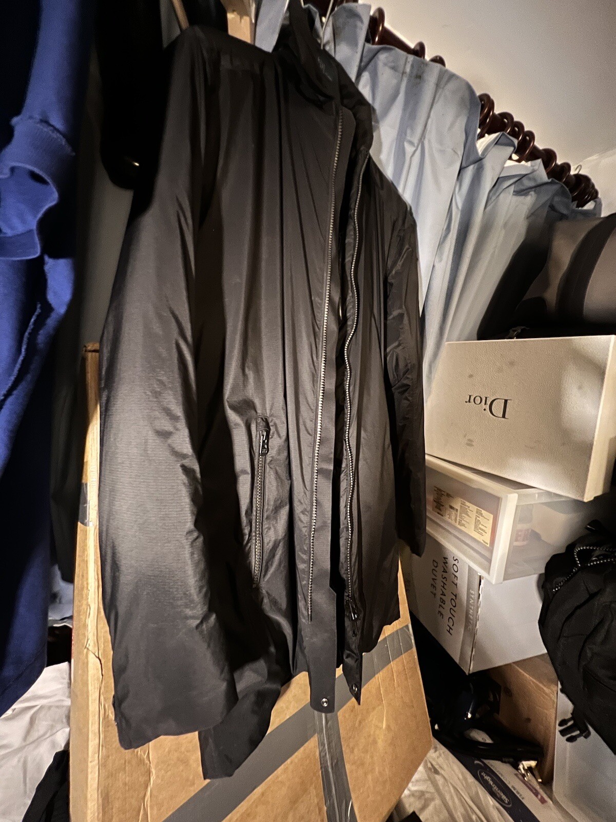 Helly Hansen Goose Down Insulated Jacket Mens. Size Medium.  RRP £420 image 2