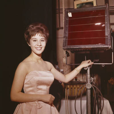 Fifteen Year Old English Pop Singer Helen Shapiro Posed During 1960s Old Photo