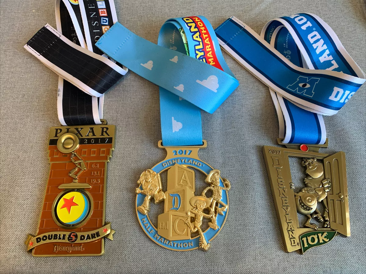 2017 Disney Run Pixar Double Dare Monsters Inc Toy Story Marathon