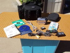 SONY DCR-DVD108 DVD VIDEO CAMERA CAMCORDER HANDYCAM 40x ZEISS LENS NICE    