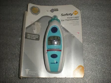 New Sealed Safety 1st Fever Light Ear Thermometer 49551 For 6 Months & Older