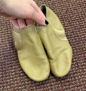 revolution stretch jazz boot