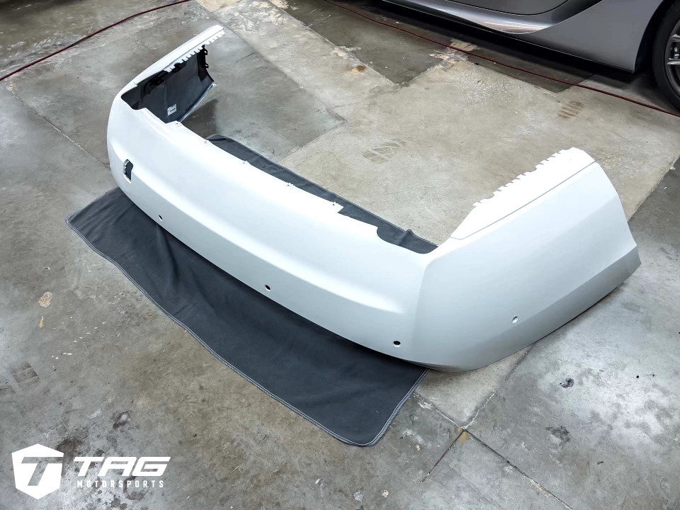 OEM Rear Bumper for 21+ Rolls-Royce Ghost EWB (Hidden Tailpipes)