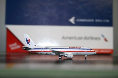Gemini Jets 1:400 American Eagle Embraer ERJ-170 N760MQ (GJAAL2056) Model Plane