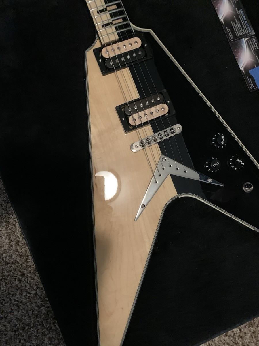 DEAN フライングV マイケル・シェンカー 2015 Dean Custom Shop USA Michael Schenker Red Black Flying V, Signed